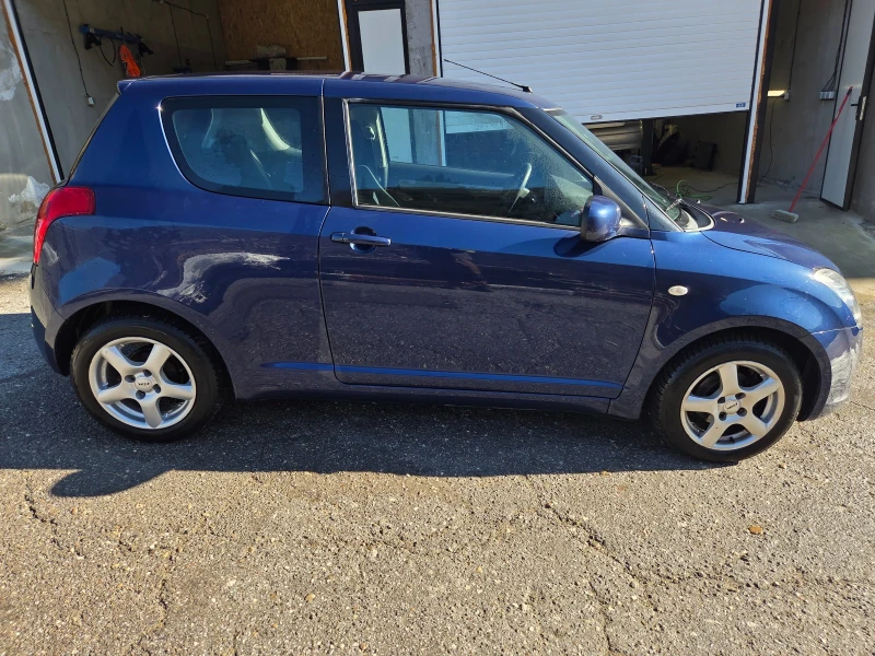 Suzuki Swift, снимка 3 - Автомобили и джипове - 53075747