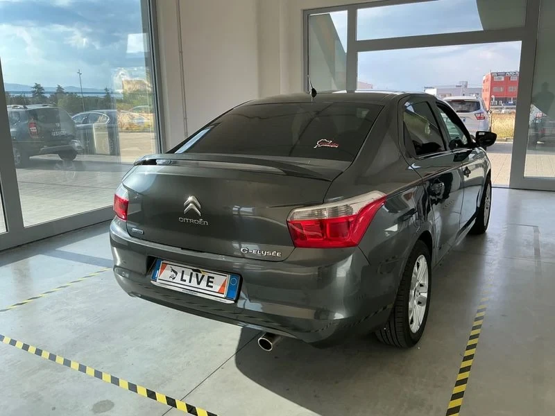 Citroen C-Elysee 1.6 Blue-HDi Exclusive, снимка 2 - Автомобили и джипове - 55467796