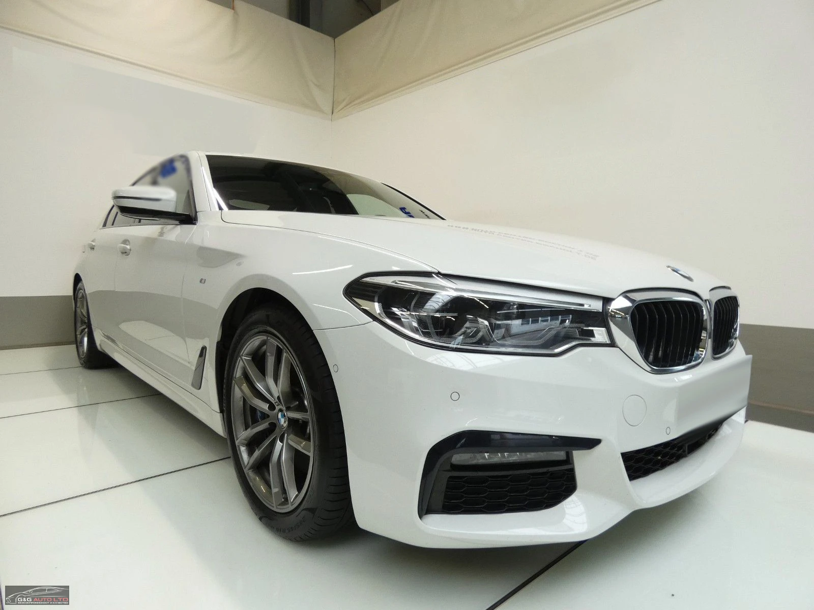 BMW 530 xDRIVE/M-SPORT/265HP/HUD/LED/ACC/AMBIENT/447b - изображение 6