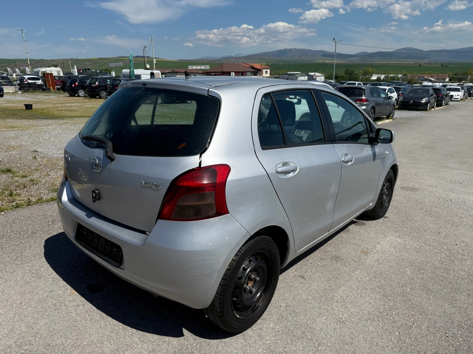 Toyota Yaris 1.4 D4D - изображение 5