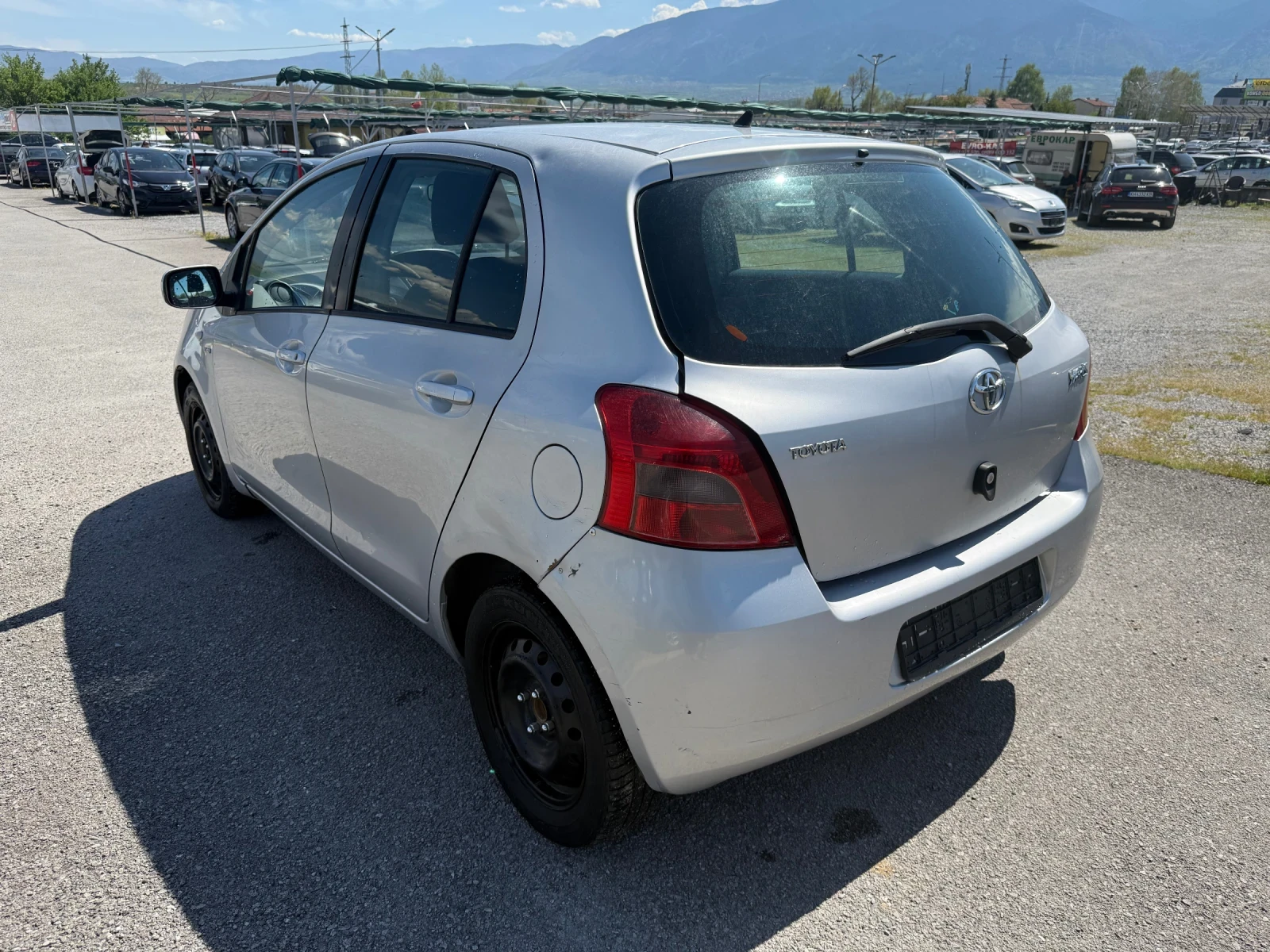Toyota Yaris 1.4 D4D - изображение 4