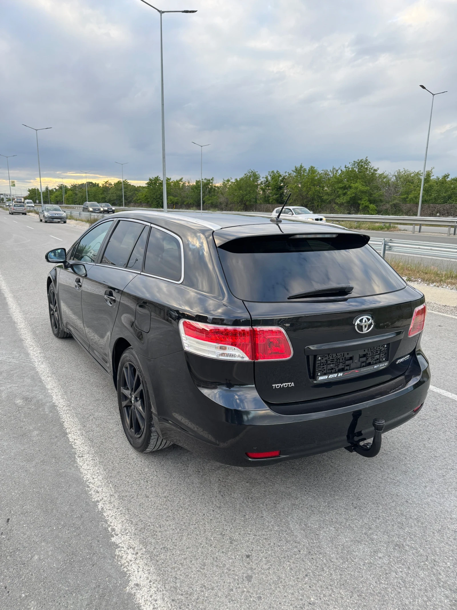Toyota Avensis  - изображение 5