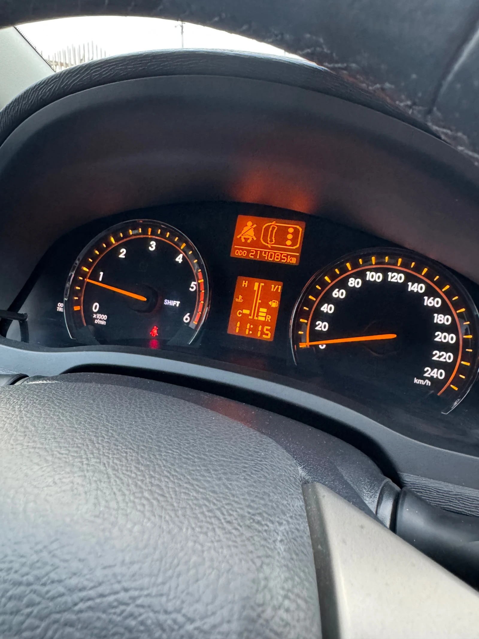 Toyota Avensis  - изображение 10
