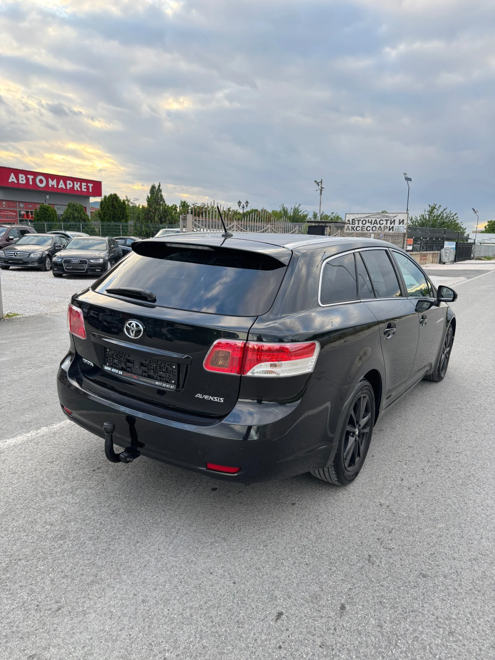 Toyota Avensis  - изображение 4