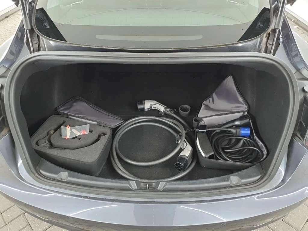 Tesla Model 3  4х4 Европейска Long Range - изображение 8