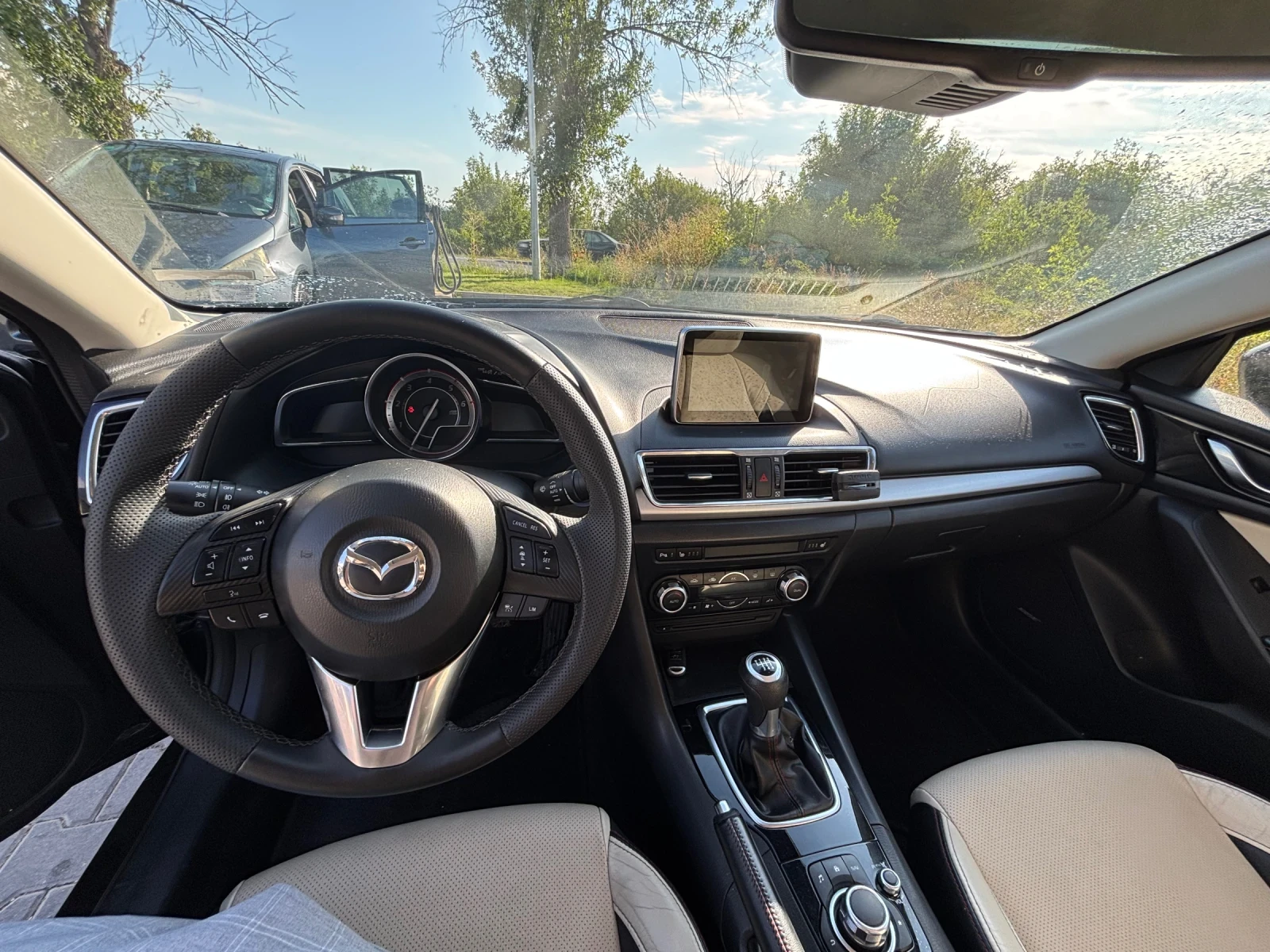 Mazda 3  - изображение 8