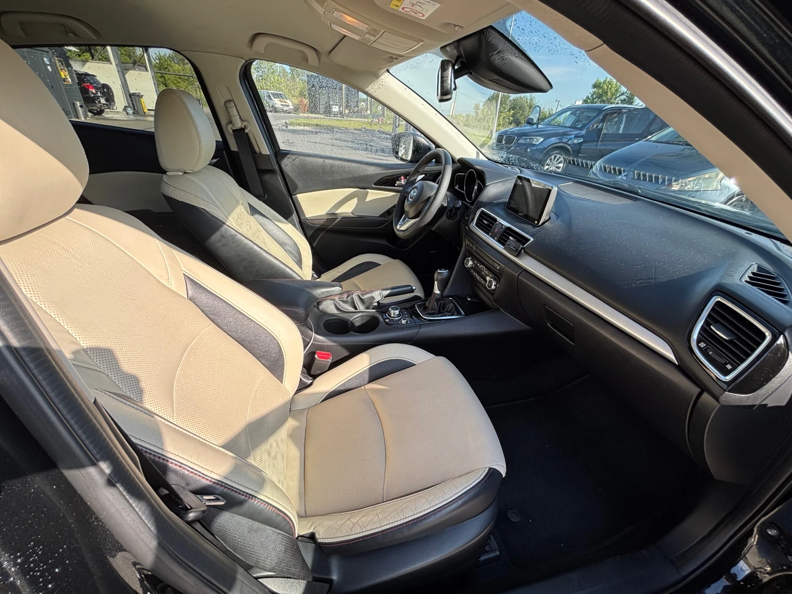 Mazda 3  - изображение 6