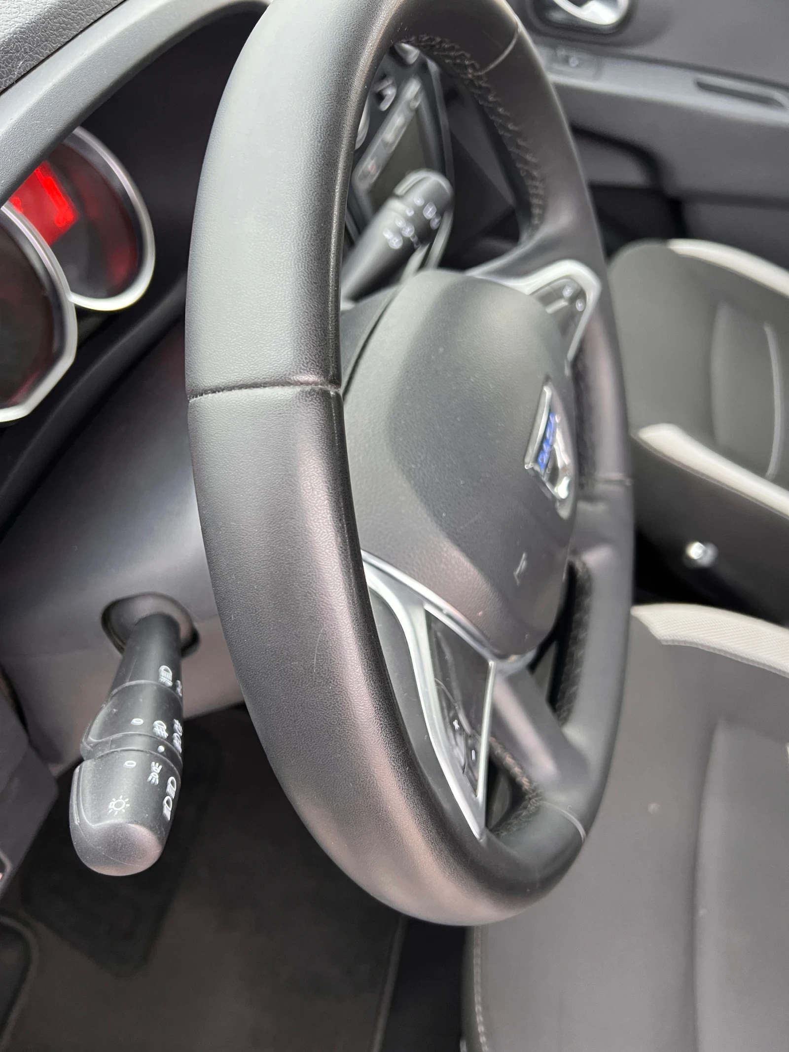 Dacia Lodgy 1.5 dCi 116кс евро6 7места  - изображение 10