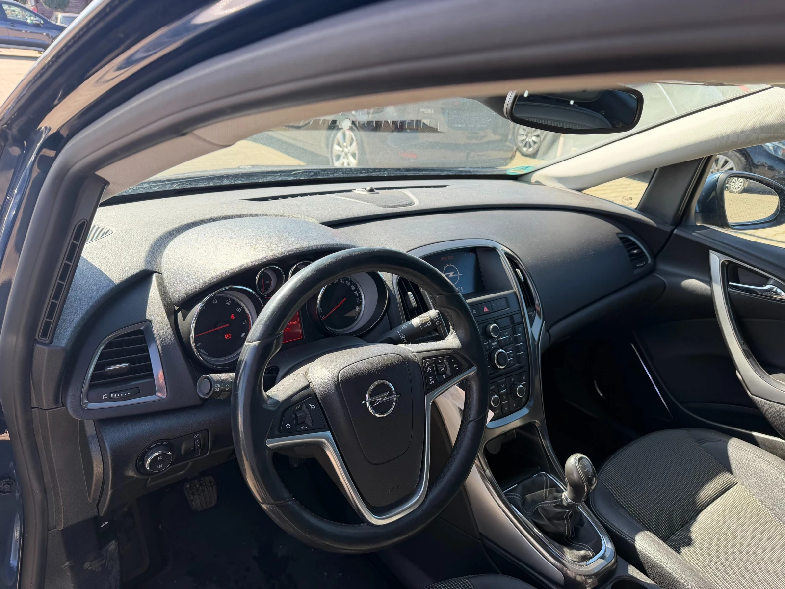 Opel Astra 1.4T KOJA/NAVI EURO 5, снимка 12 - Автомобили и джипове - 53769289