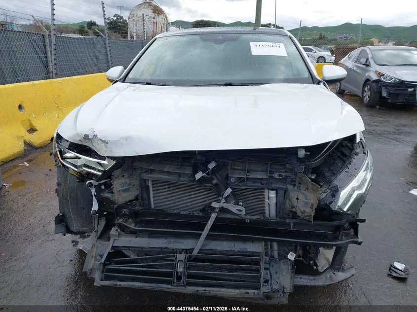 VW Jetta 1.5L I-4 DI, DOHC, VVT, TURBO, 158HP Front Wheel | Mobile.bg � ����������� 13
