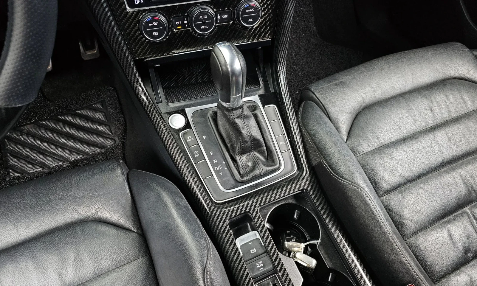 VW Golf FULL* PREMIUM* 135000KM!!!, снимка 9 - Автомобили и джипове - 55062643