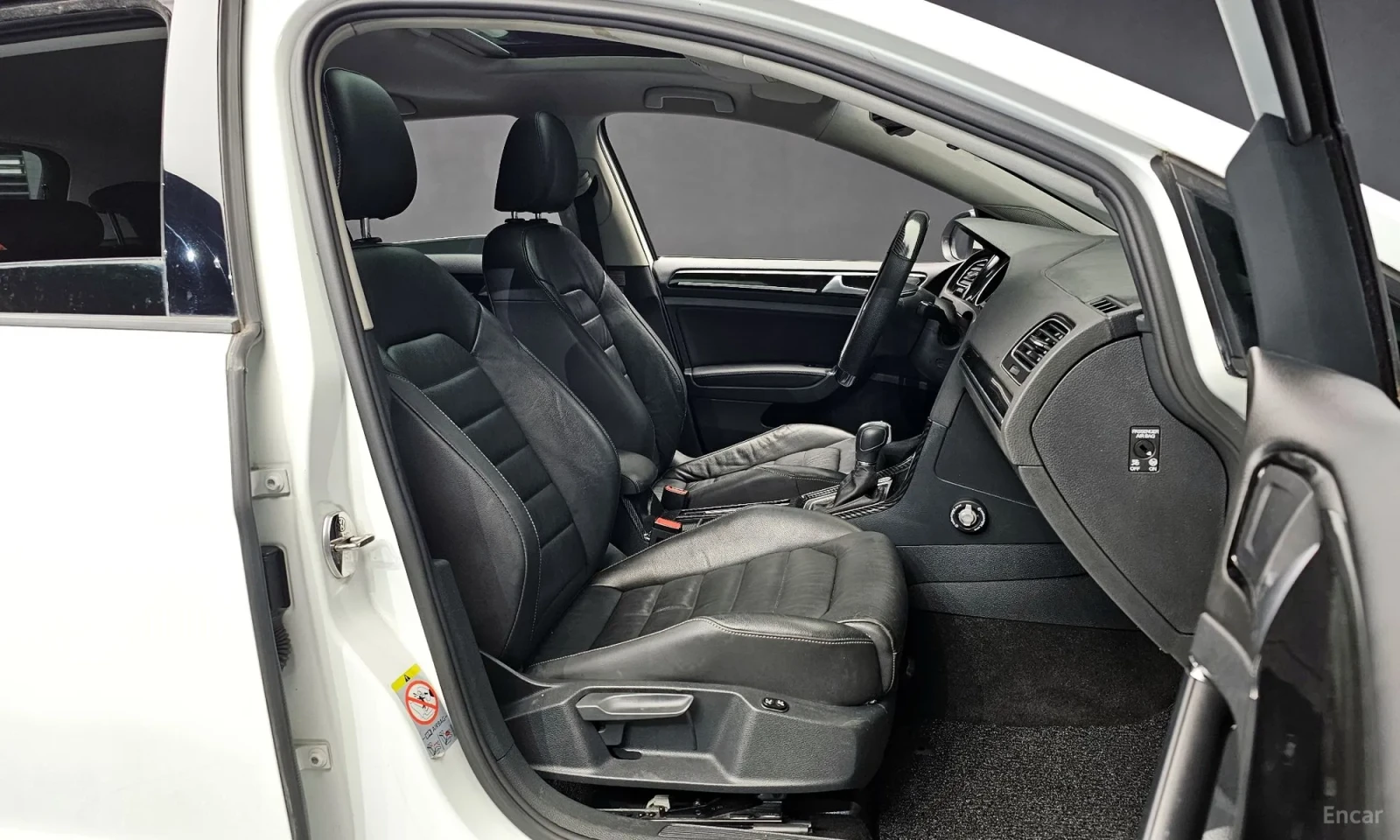 VW Golf FULL* PREMIUM* 135000KM!!!, снимка 10 - Автомобили и джипове - 55062643