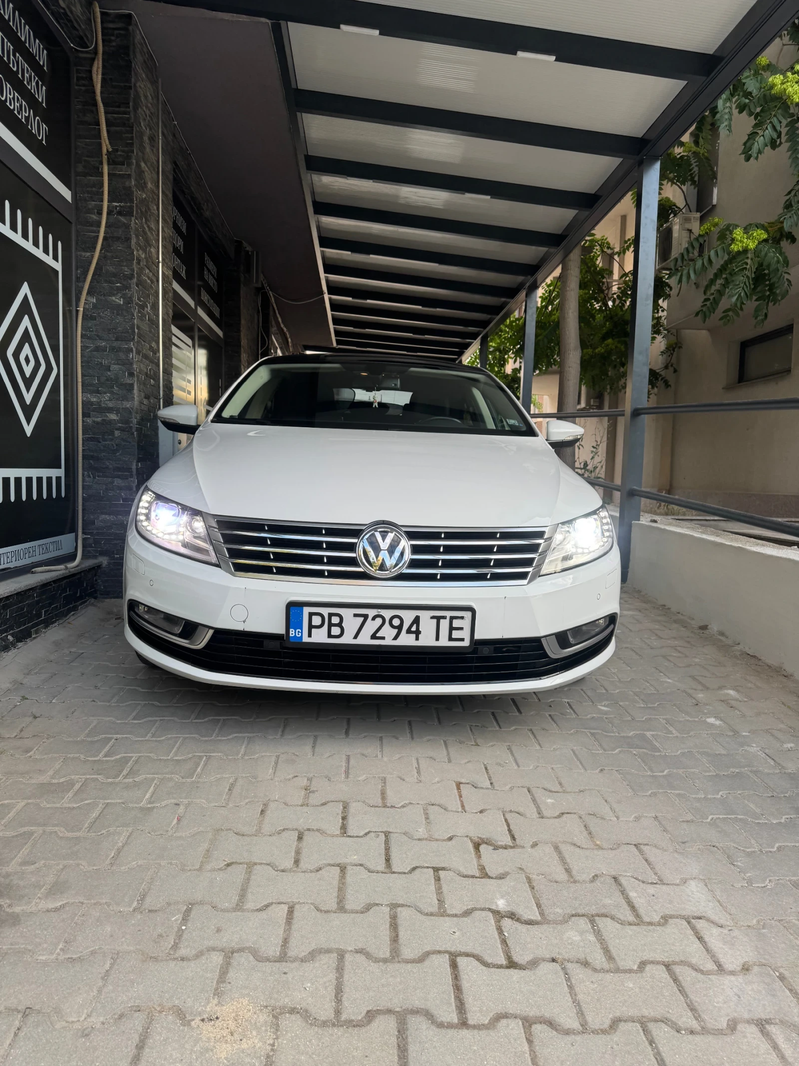 VW CC Напълно обслужен, реален пробег.