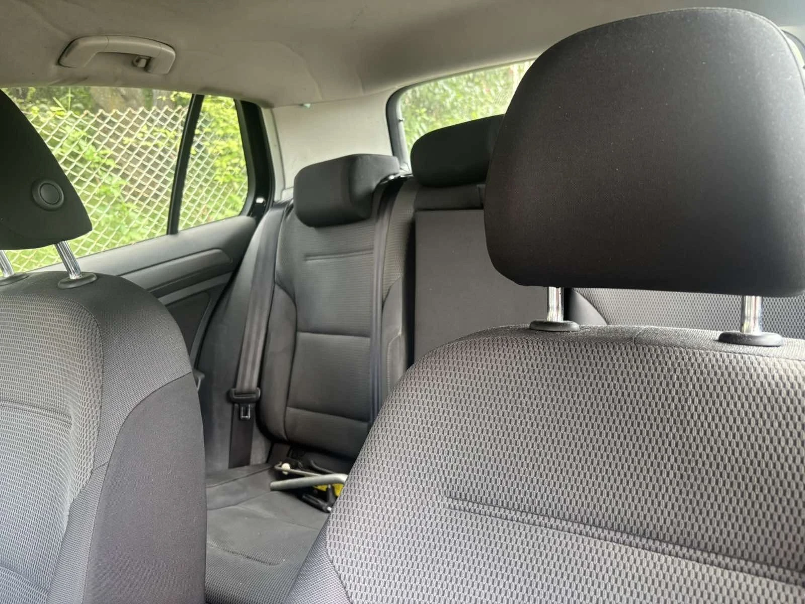 VW Golf 1.6 TDI, снимка 8 - Автомобили и джипове - 55077270