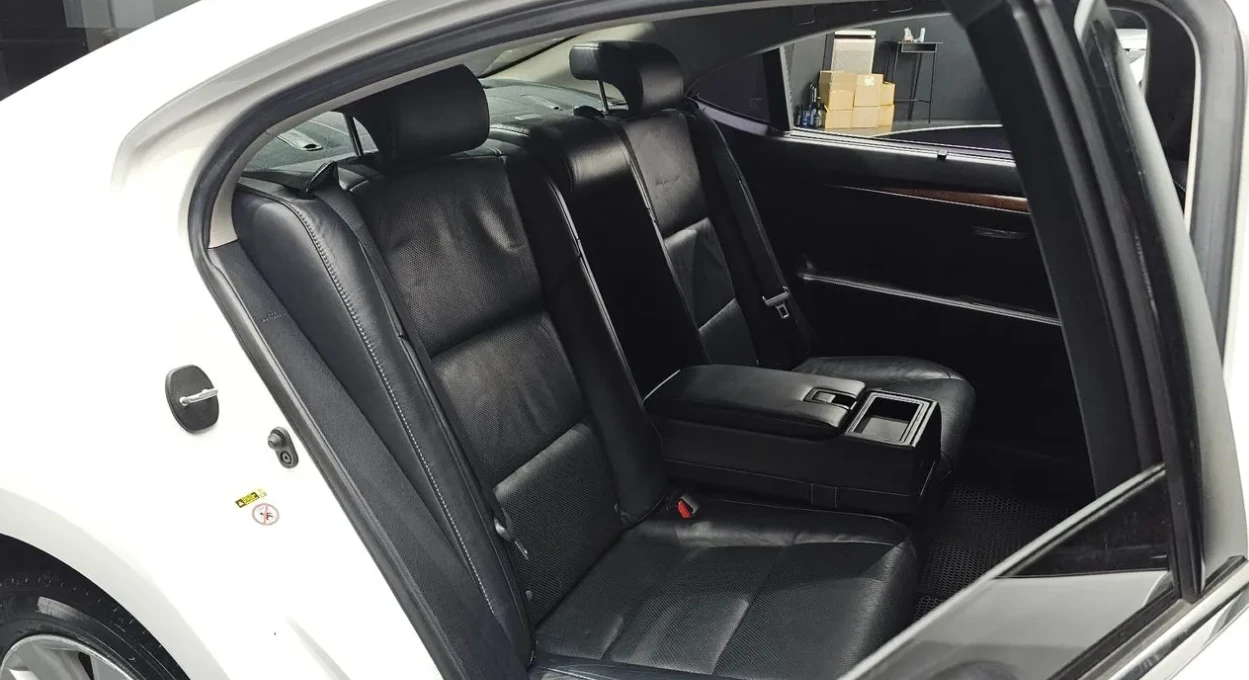 Lexus ES 300 H 3.0 Хибрид, снимка 11 - Автомобили и джипове - 55113694