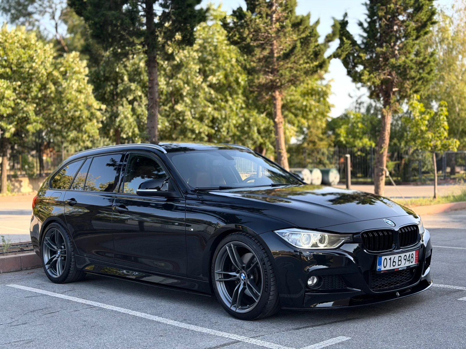 BMW 330 D M-Pack/Head-Up/Harmon-Kardon/Панорама/Keyless, снимка 6 - Автомобили и джипове - 55806106