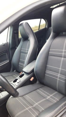 Mercedes-Benz GLA 220 4MATIK, снимка 10