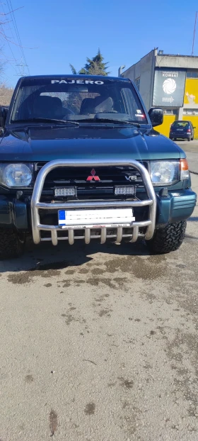     Mitsubishi Pajero Pajero2