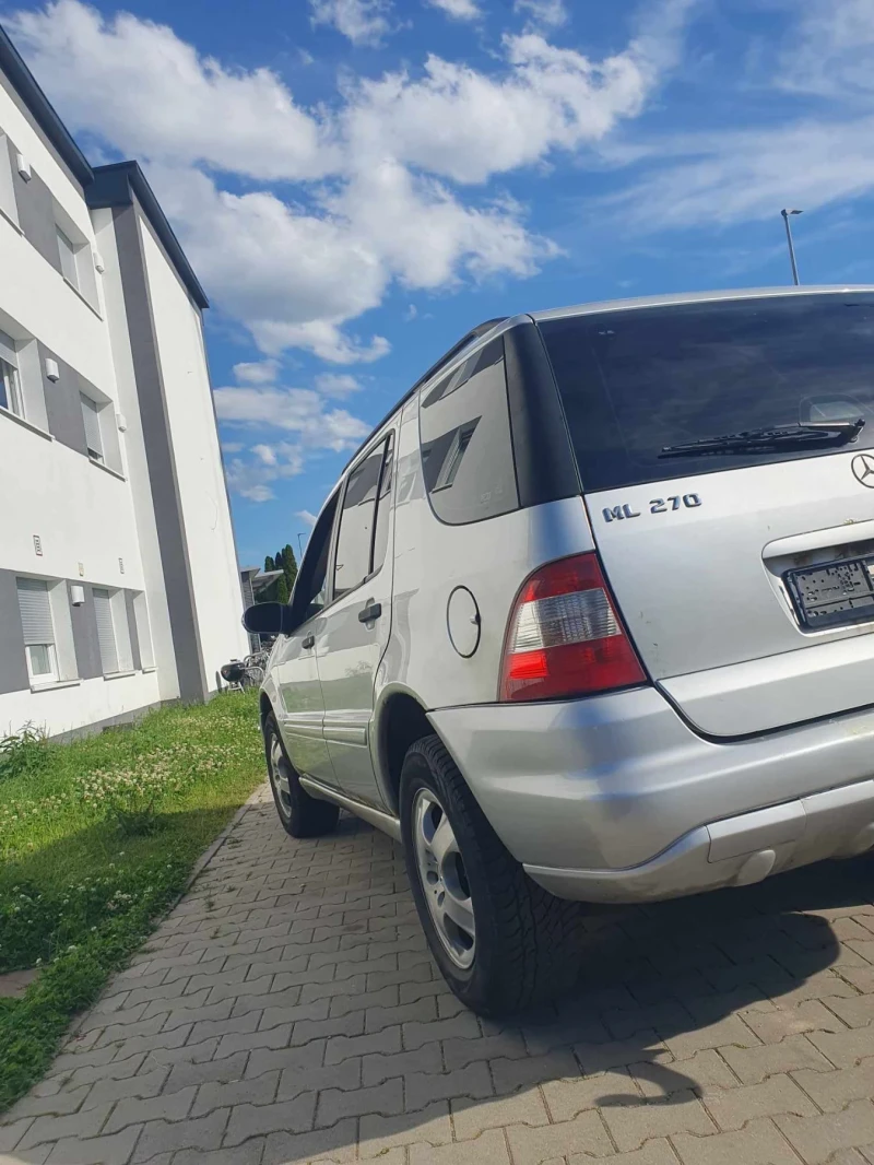 Mercedes-Benz ML 270, снимка 3 - Автомобили и джипове - 47331989