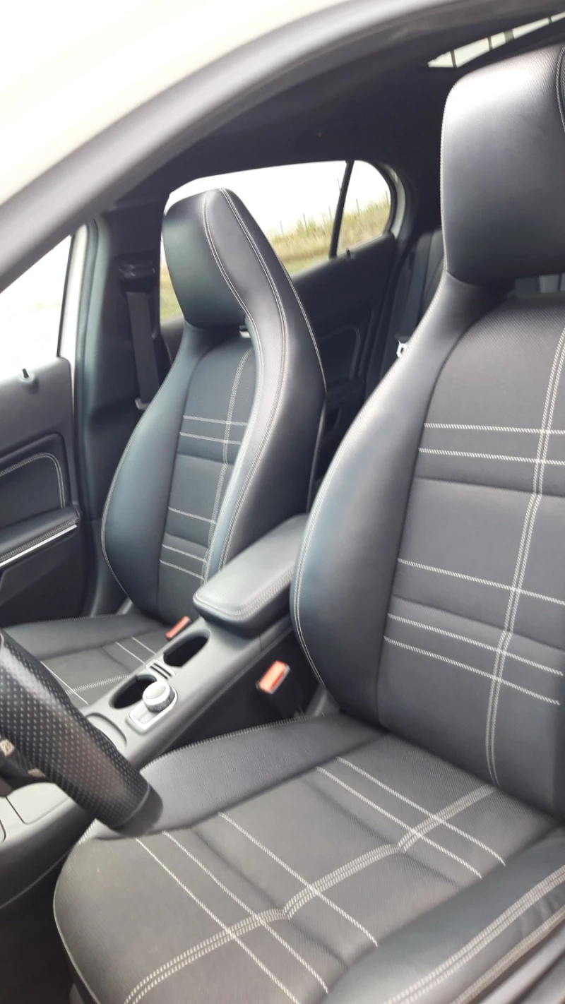 Mercedes-Benz GLA 220 4MATIK, снимка 10 - Автомобили и джипове - 52407667
