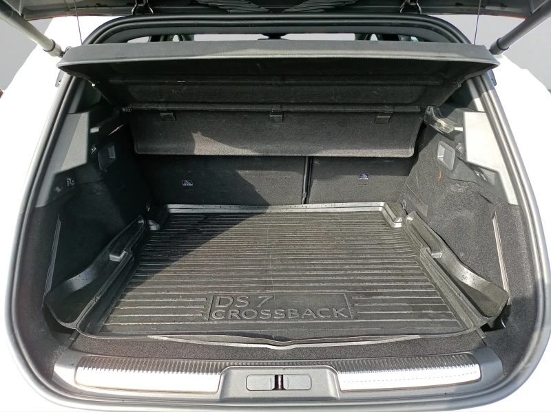 DS DS 7 Crossback RIVOLI 1.6 PureTech 180 EAT8, снимка 9 - Автомобили и джипове - 51997063
