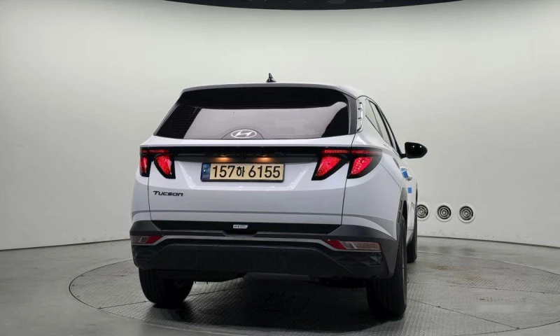Hyundai Tucson Diesel 2.0 2WD Modern * НАЙ-ДОБРА ЦЕНА В БЪЛГАРИЯ*, снимка 4 - Автомобили и джипове - 52046200
