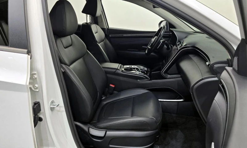 Hyundai Tucson Diesel 2.0 2WD Modern * НАЙ-ДОБРА ЦЕНА В БЪЛГАРИЯ*, снимка 12 - Автомобили и джипове - 52046200