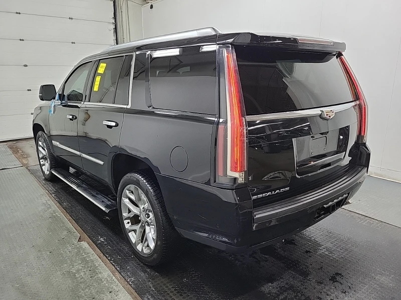 Cadillac Escalade PLATINUM * * CARFAX * * АВТО КРЕДИТ * * , снимка 4 - Автомобили и джипове - 53214883