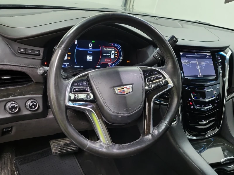 Cadillac Escalade PLATINUM * * CARFAX * * АВТО КРЕДИТ * * , снимка 8 - Автомобили и джипове - 53214883