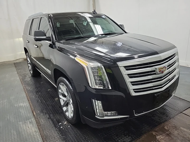 Cadillac Escalade PLATINUM * * CARFAX * * АВТО КРЕДИТ * * , снимка 2 - Автомобили и джипове - 53214883
