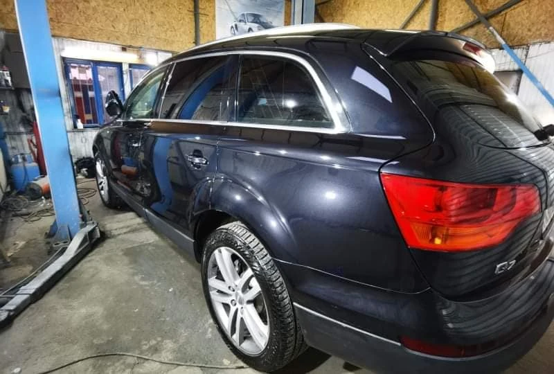 Audi Q7, снимка 8 - Автомобили и джипове - 46918112