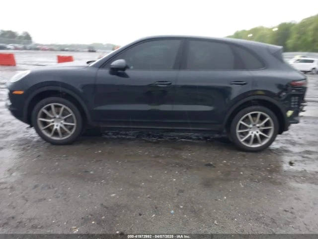 Porsche Cayenne  - изображение 8