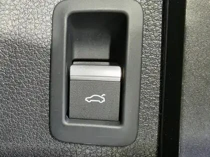 Audi SQ5 quattro Technik* АвтоКредит * (Цена до БГ), снимка 16 - Автомобили и джипове - 55630597