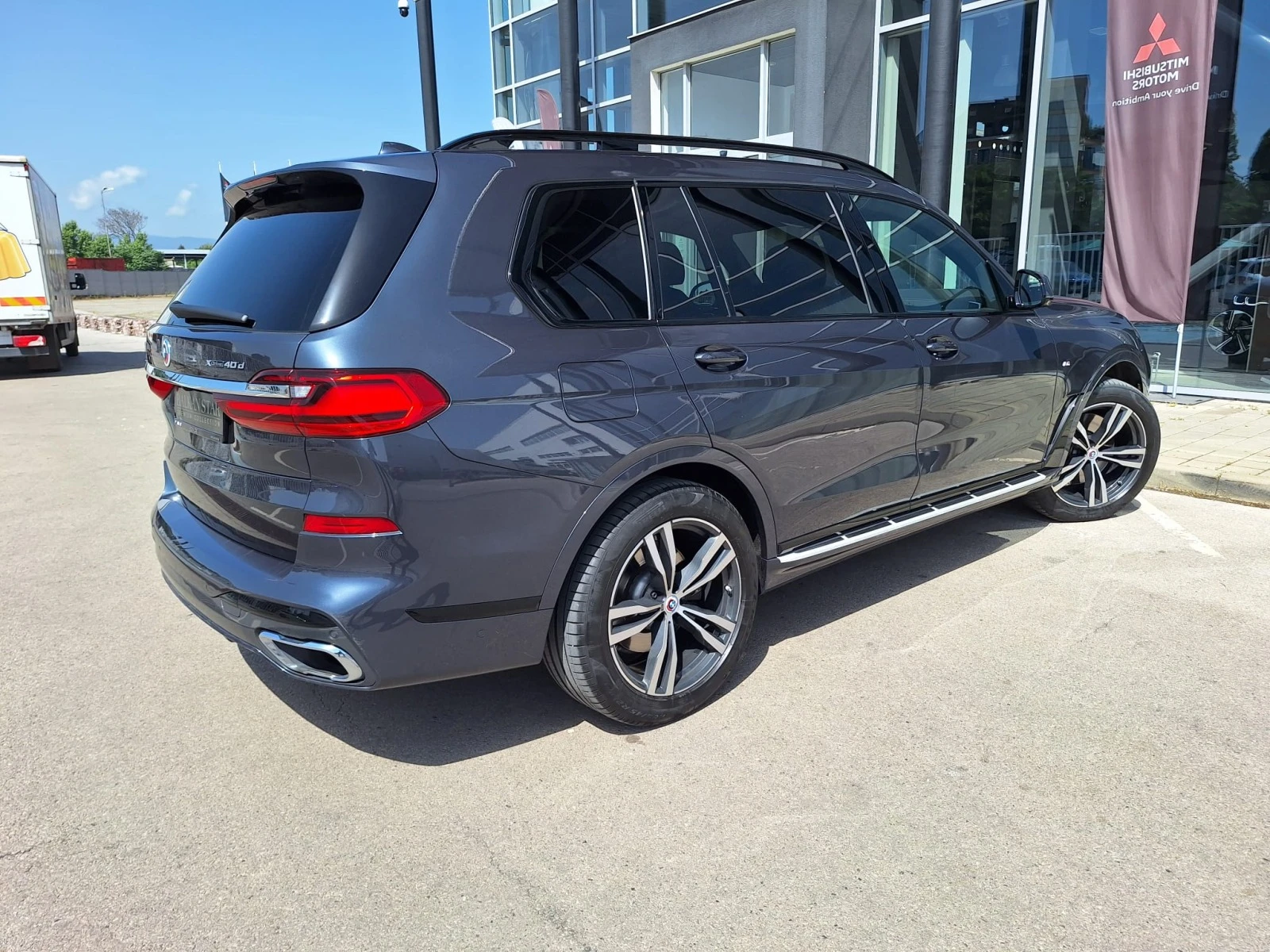 BMW X7 40d M-pack 6+ 1 - изображение 2