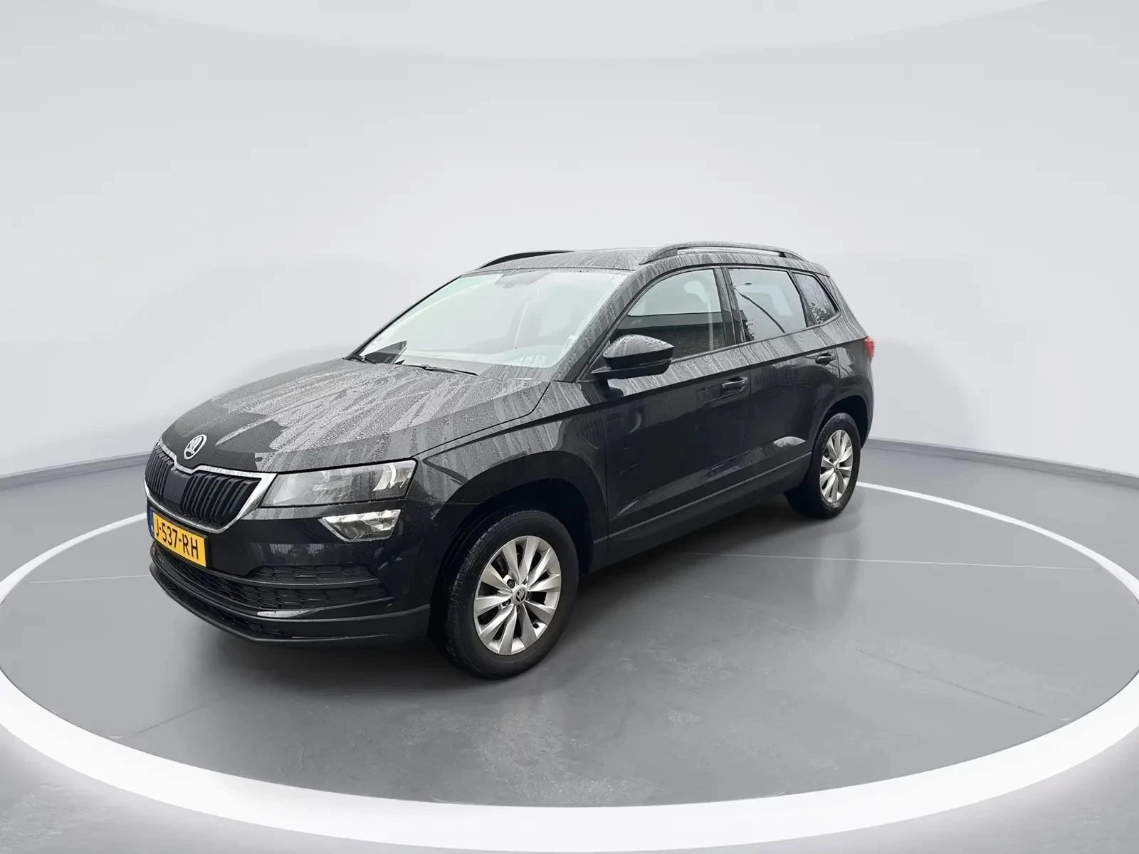 Skoda Karoq 1.5 TSI BUSINESS - изображение 4