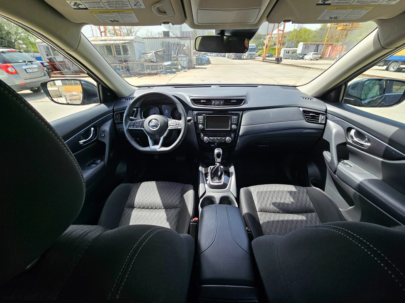 Nissan X-trail 2.5  4x4 - изображение 8
