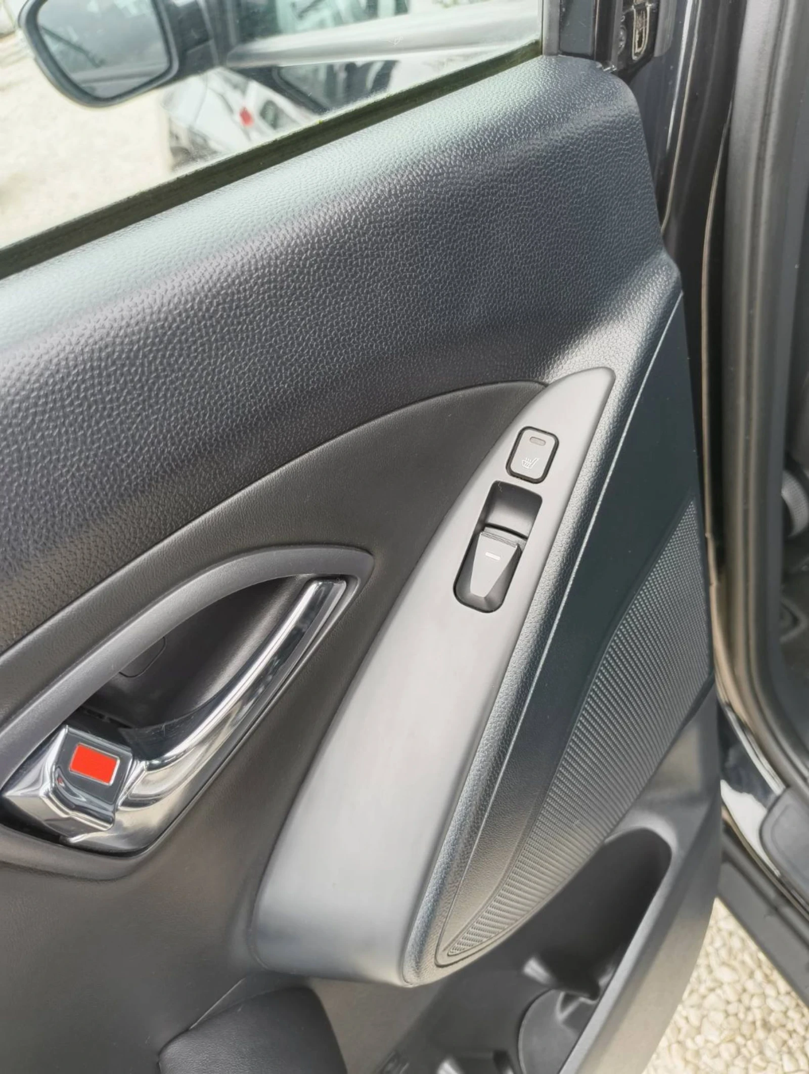 Hyundai IX35 4Х4-6 скорости - изображение 9