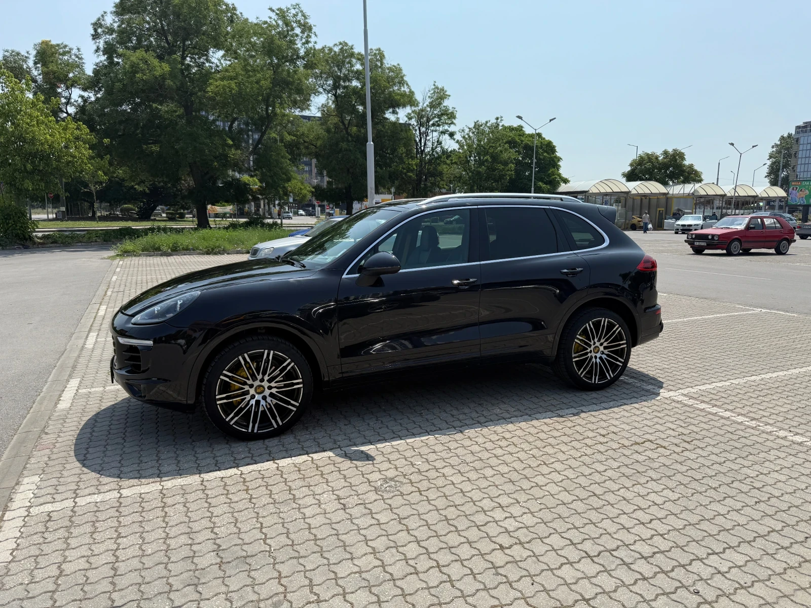 Porsche Cayenne  - изображение 2