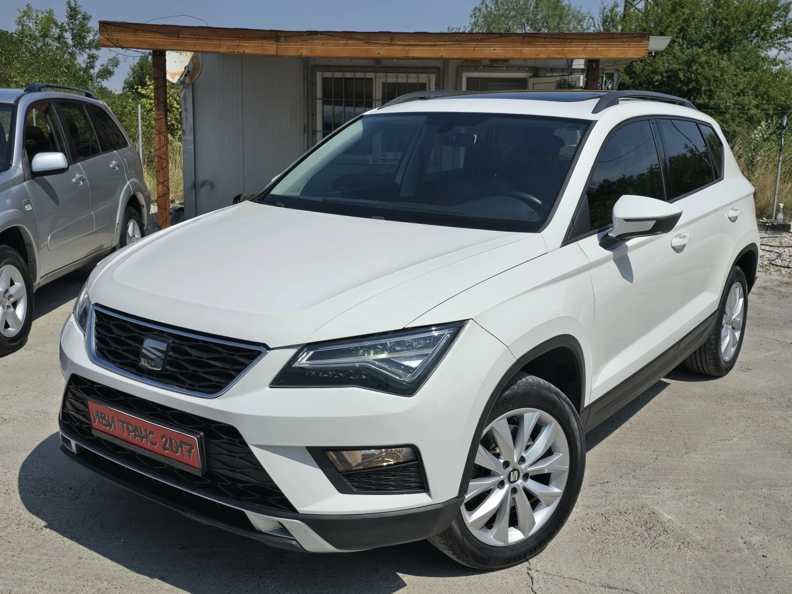 Seat Ateca Топ състояние Колата е full екстри - изображение 4