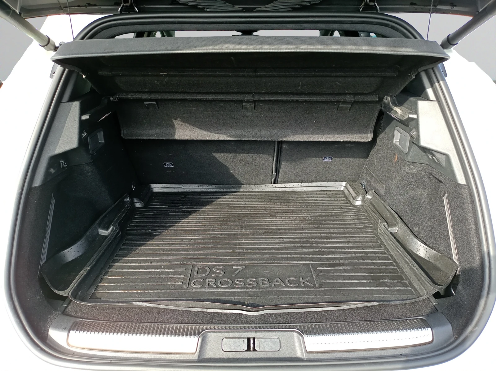 DS DS 7 Crossback RIVOLI 1.6 PureTech 180 EAT8 - изображение 9