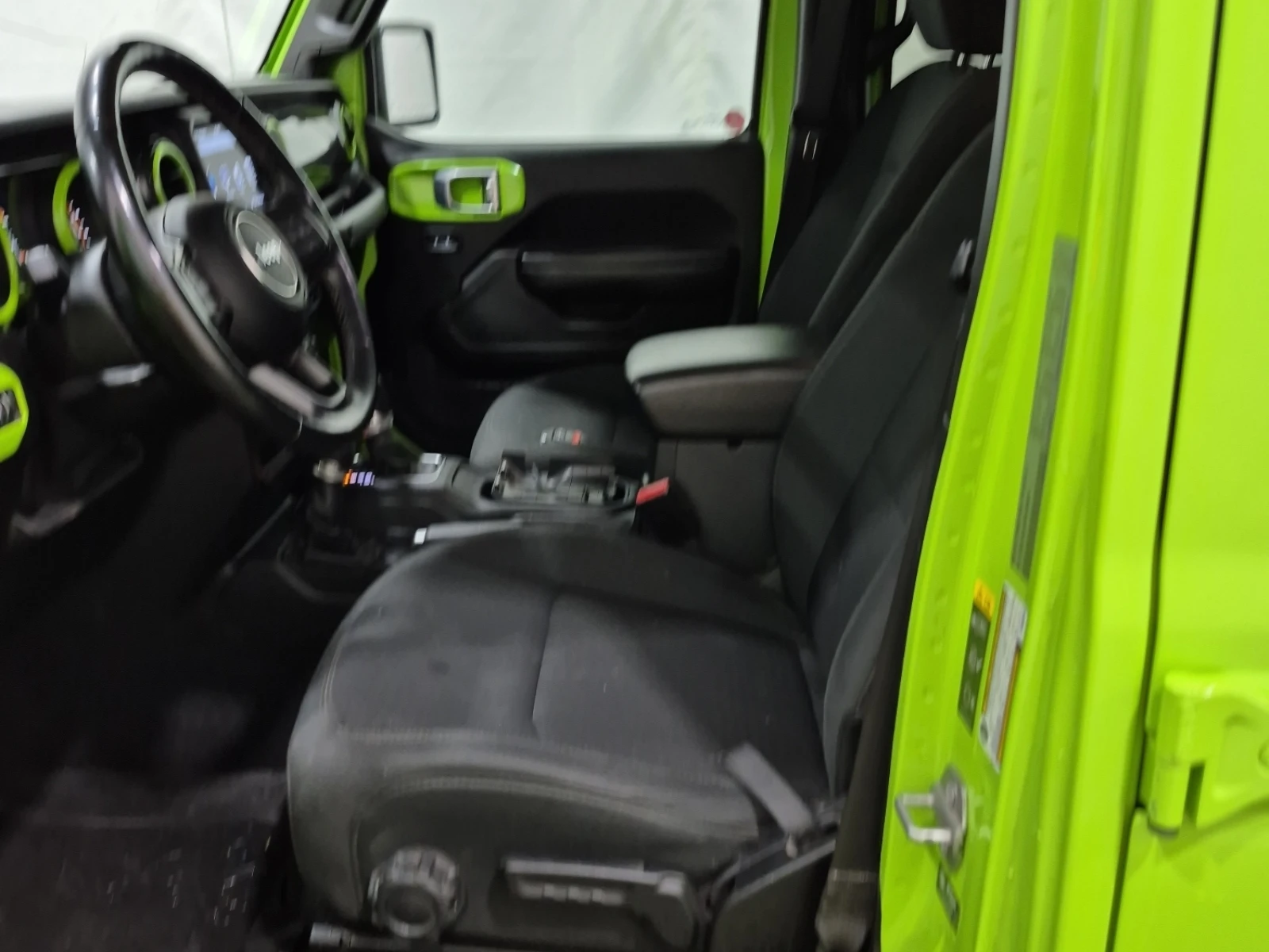 Jeep Gladiator * CARFAX *    | Mobile.bg   9