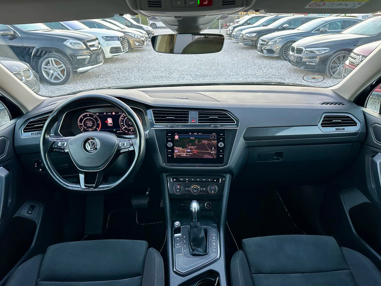 VW Tiguan Allspace R LINE :: DISTRONIK:: 7 МЕСТЕН:: DIGITAL::IQ LIGHT - изображение 7