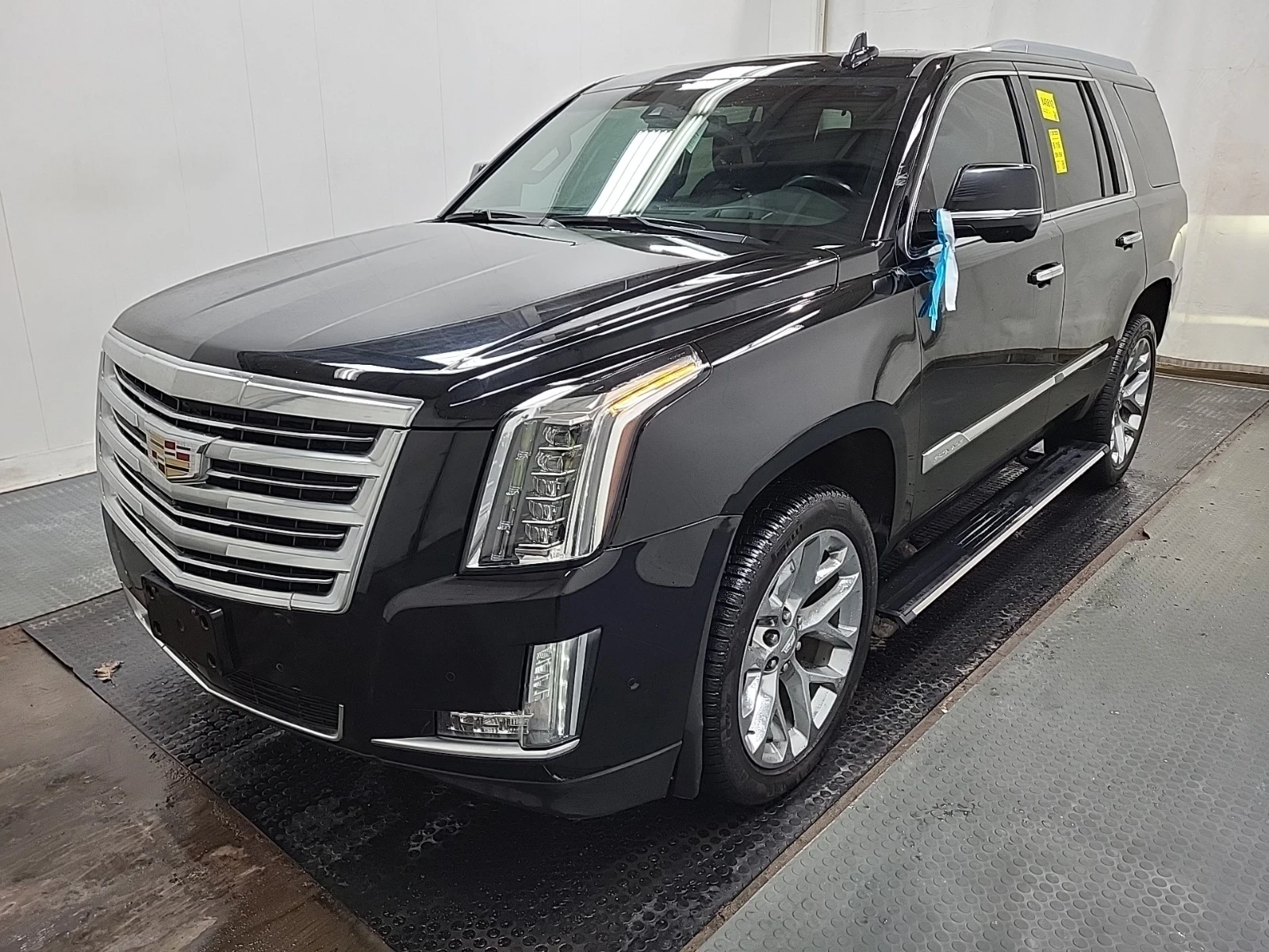 Cadillac Escalade PLATINUM * * CARFAX * * ���� ������ * *  | Mobile.bg � ����������� 1