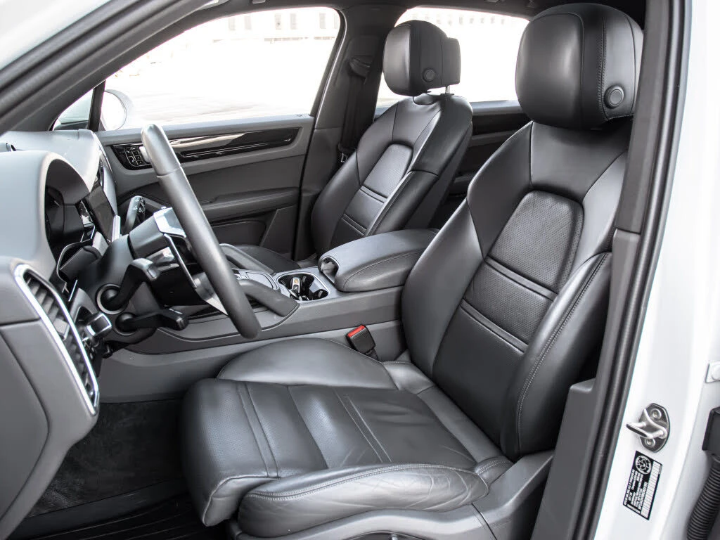 Porsche Cayenne HEAT* PANO* LANE ASSIST - изображение 9