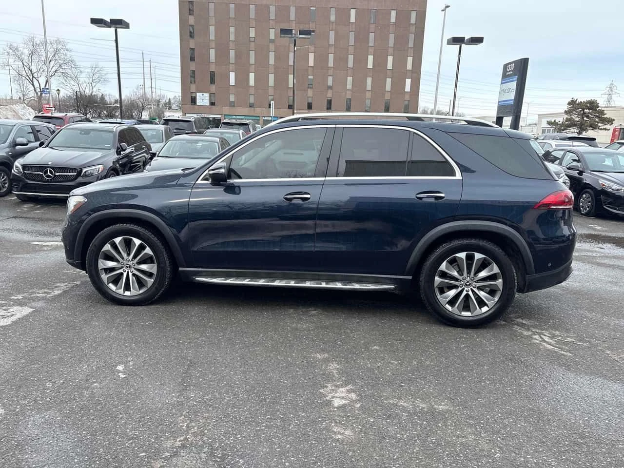 Mercedes-Benz GLE 350 * CARFAX * ЦЕНА ДО БГ, снимка 5 - Автомобили и джипове - 53710202