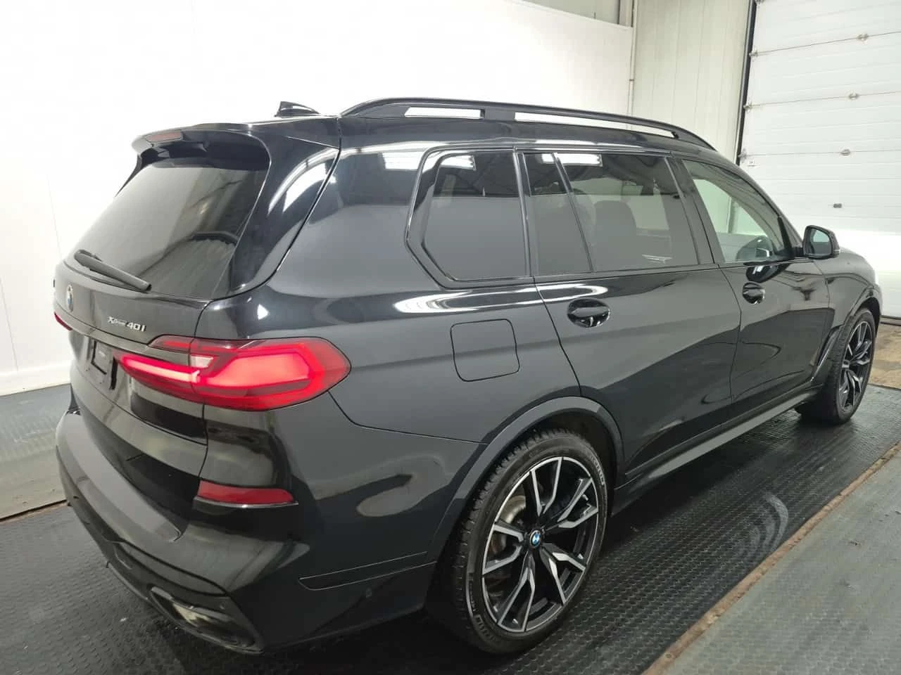 BMW X7  | XDRIVE40I | SWAROVSKI | 360 ������ | Mobile.bg � ����������� 3