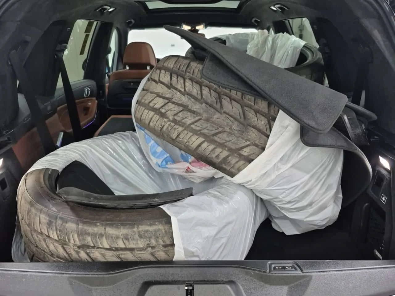 BMW X7  | XDRIVE40I | SWAROVSKI | 360 ������ | Mobile.bg � ����������� 15