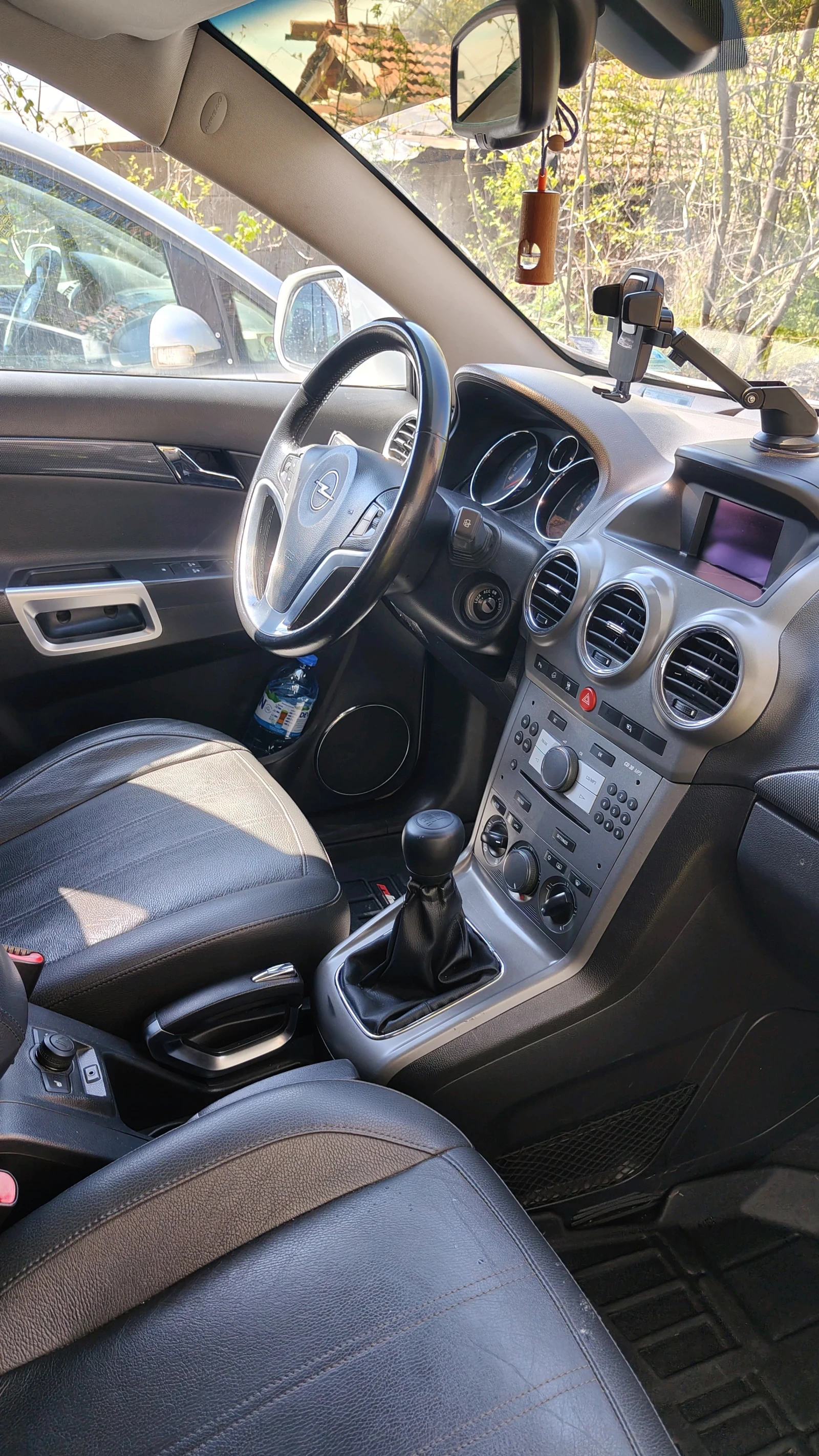 Opel Antara, снимка 9 - Автомобили и джипове - 54301204