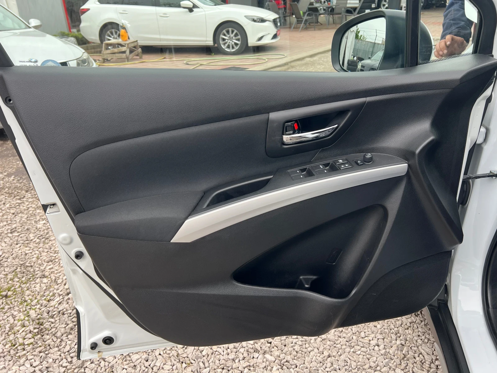 Suzuki SX4 S-Cross ALL Grip 1.6 4WD* АВТОМАТИК* ШВЕЙЦАРИЯ* , снимка 14 - Автомобили и джипове - 54477307