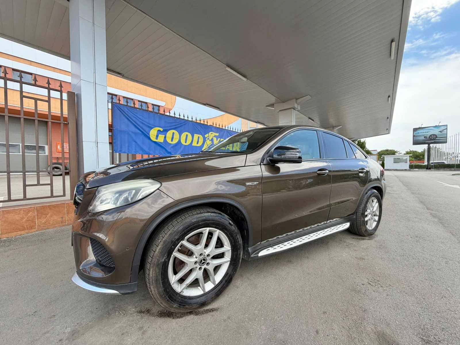 Mercedes-Benz GLE 43 AMG AMG* COUPE* МАСАЖ* Промоция, снимка 3 - Автомобили и джипове - 54743495